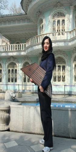 منصوره کیان
